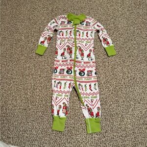 Hanna Andersson Holiday Kids Footie - Green and White Grinch Prit